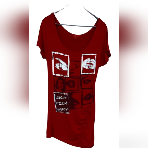 🐱 Guess Long Graphics Tee Small Red - Picture 1 of 5